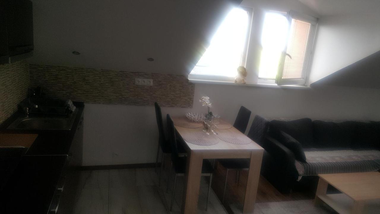 Apartman Zlata Rybka Podhájska Extérieur photo