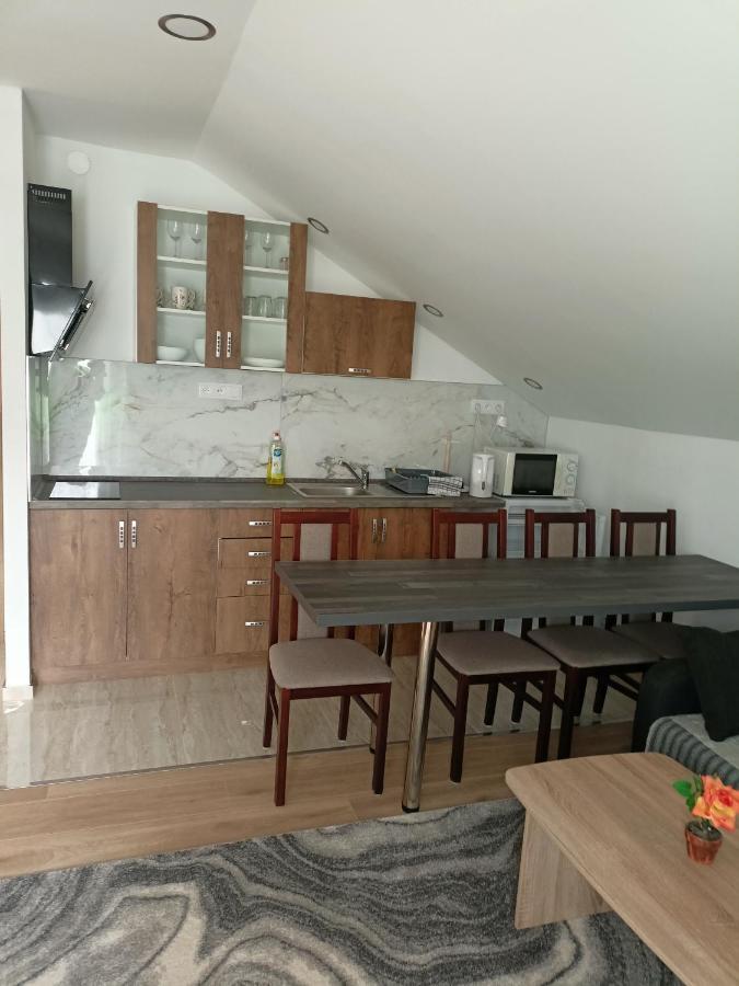 Apartman Zlata Rybka Podhájska Extérieur photo
