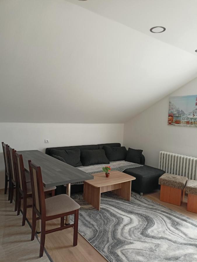Apartman Zlata Rybka Podhájska Extérieur photo